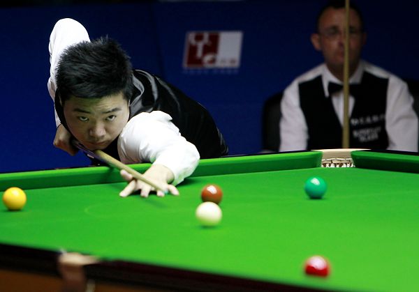 美记：步行者和鹈鹕都对库明加感兴趣