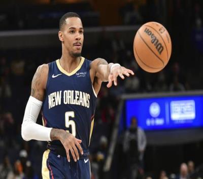 杨溢打出战略性意义！连进三分+灵活组织，解压徐杰并盘活胡明轩