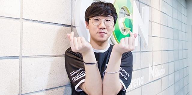 龚翔宇放飞自我成搞笑女！江苏3大位置调整，14人名单呼之欲出