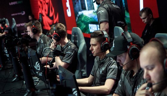 业内人士分 业内人士分